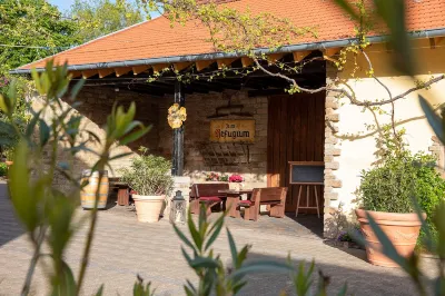 Tullius Die Rebmeisterei Hotels near Lidl