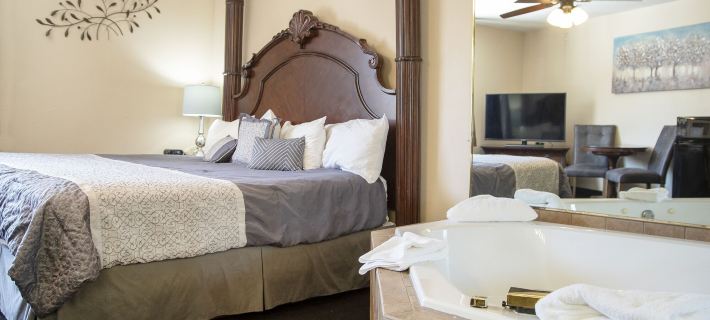 The Stone Castle Hotel & Conference Center Hotels in Branson