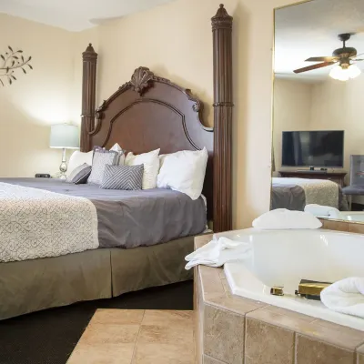 The Stone Castle Hotel & Conference Center Hotels near Moonshine Beach