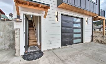 Exquisite Discovery Mtn Home w/ Sweeping Views!