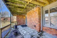 Waterfront Florence Home w/ Private Dock! - balcony