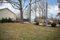 Single-Story Manchester Home Close to Parks! - 3-Star