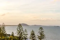 Windward Apartments - Ocean View