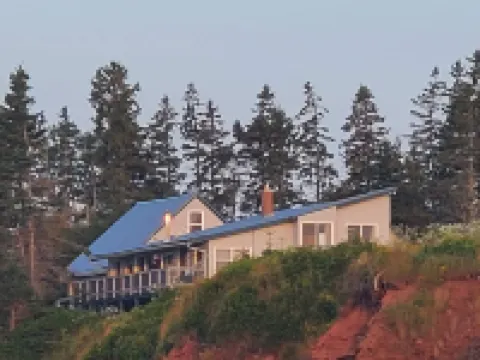 The Cliffside Inn Hotels in Kings County