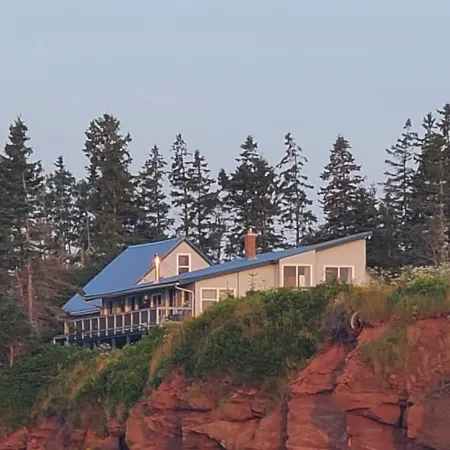The Cliffside Inn