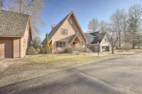 Spacious Syracuse Getaway w/ Waterfront Deck! - Lemmikkieläimet sallittu