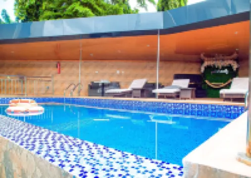 Ryan Hotel and Suites