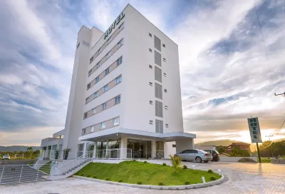 Tri Hotel São João Batista Hotels in 