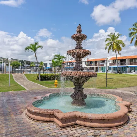 Playas Del Yunque Condo: Pool & Beach Access