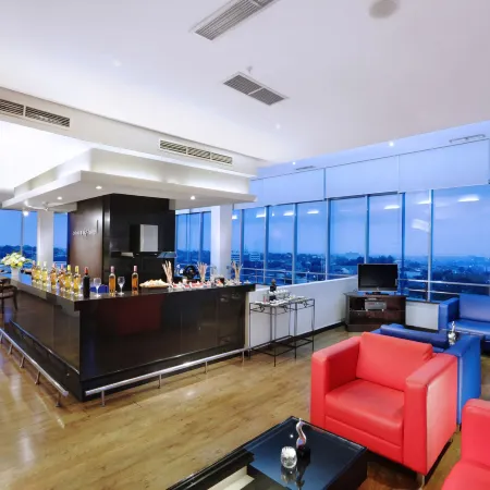 Grand Candi Hotel