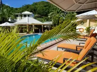 Blue Horizons Garden Resort - Swimmingpools