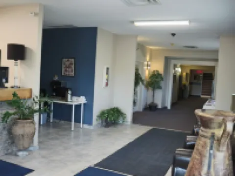 R&R Inn & Suites Hotels in Camrose