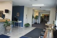 R&R Inn & Suites Hotels in Camrose