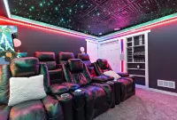 Stylish & Spacious Retreat - with a High tech Movie Theater near DT Minneapolis Hotels in Fridley