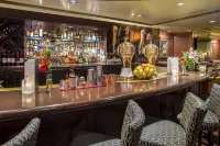 Warwick Seattle - bar