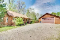 Cozy Cabin w/ Grill & Fire Pit by Dale Hollow Lake - 3-Star