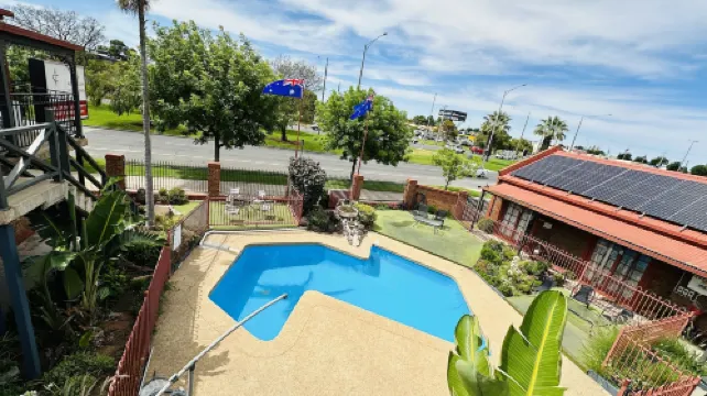 Early Australian Motor Inn Hotels in Mildura