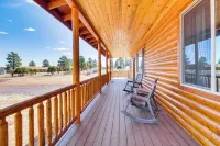 Sunny Overgaard Vacation Rental w/ Backyard! - 3 estrellas
