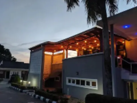 Mitros Boutique Hotel Hotels near Saraki Shopping Complex