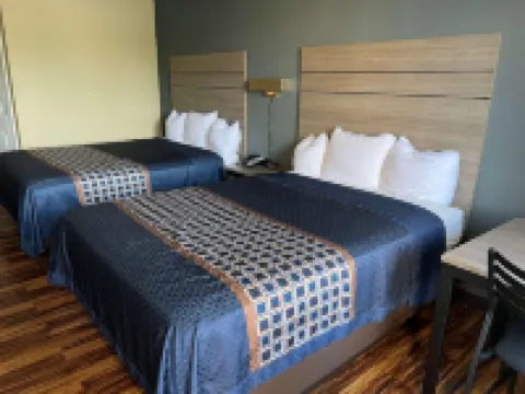 Knights Inn Lumberton