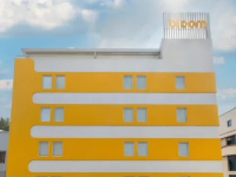 Bloom Hotel - Jayanagar Hotels near Magoosh - GRE | GMAT| SAT | ACT | IELTS| TOEFL