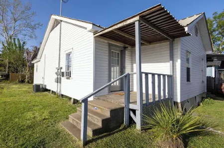 Downtown sulphur getaway