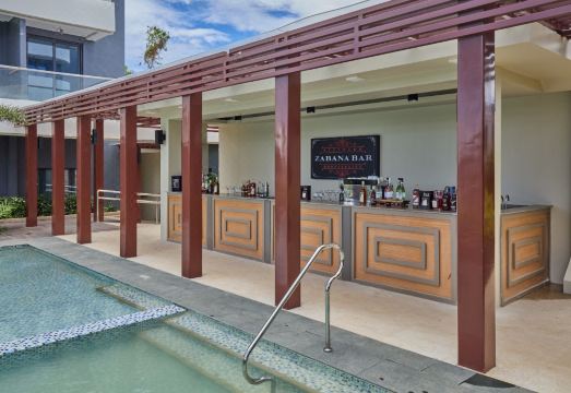 챈슬러 호텔 보라카이 수영장