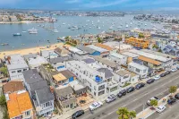 Private Rooftop Steps to the Beach Chic Design Seaside Style by AvantStay