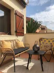 Looking for some sun? Renovated, air-conditioned apartment with swimming pool in Cavalaire.