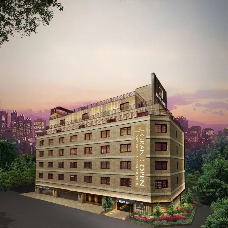 Golden Hotel Incheon Отели рядом с достопримечательностью «Универмаг Allive»