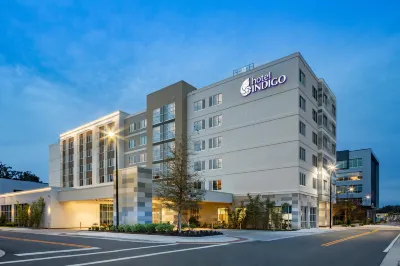هوتل إنديجو جاينسفيل سيليبريشن بوينت باي آيتش جي Hotels near مول أوكس