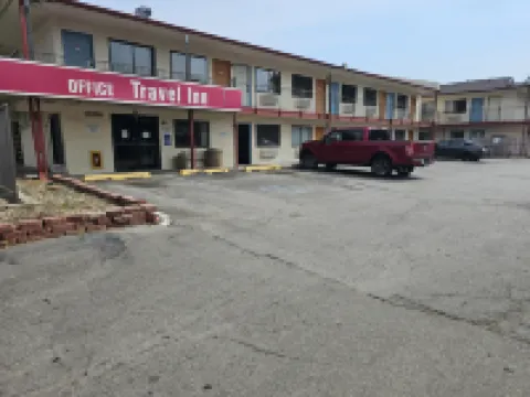 Travel Inn by OYO Omaha