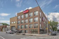 Red Roof PLUS+ Brooklyn - 3rd Ave Hotels near Hansons Restaurant