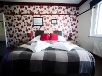 Cobb Arms Hotels in Combpyne Rousdon