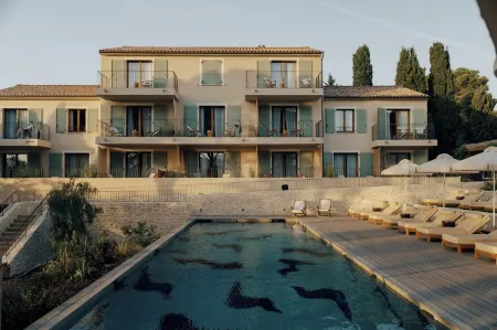 Boutique Hôtel Responsable et Restaurant Basgi Basgi Отели в г. Рапале