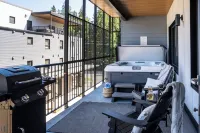 Birdies and Bears by Revelstoke Vacations