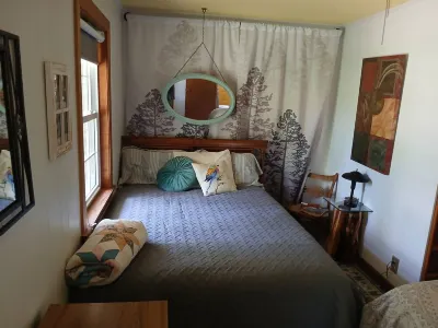 Ideal Ozark Holiday Getaway in Tranquil Horseshoe Bend Hotels near Turkey Mountain Golf Course