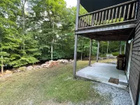 ADK Lake House Vacation, Cozy 5 Bedroom & 2 Bath ウェッブのホテル