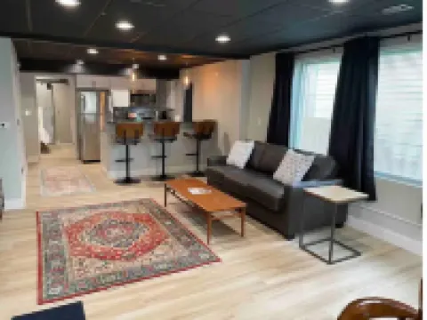 Newly Renovated Downtown Gem!