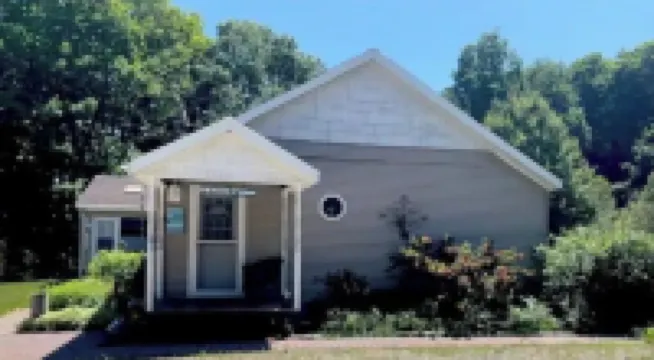 Cheerful three bedroom on beautiful Platte River