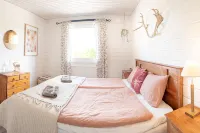 Långforsen Glamping & Lapland Experience Hotels in Sangis