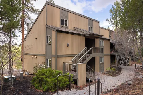 Alpenglow Haus - Stay for 4!