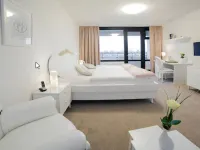 Eilenriedestift Hotel Hotels near TUI AG