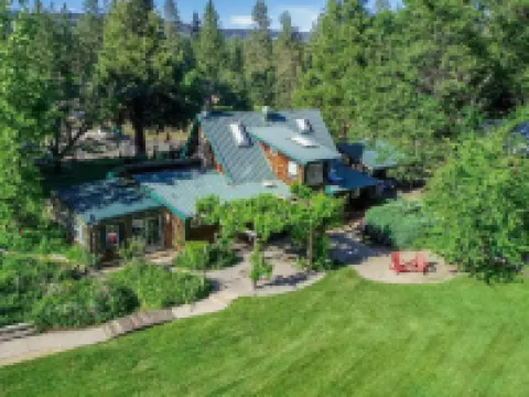 The Davies Family Inn Hotels in Placerville