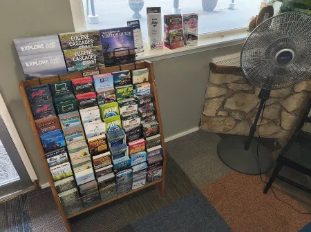 Silver Sands Motel Отели рядом с достопримечательностью «Санд Мастер Парк - Сандбординг»