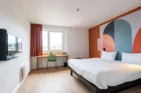 B&B Hotel Mons Gare Hotels in Mons