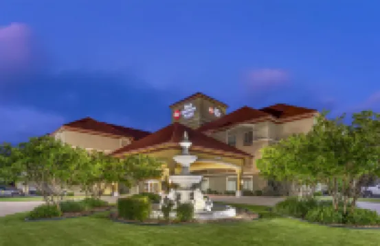 Best Western Plus Monica Royale Inn  Suites