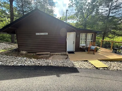 NEW LISTING:Spring River:Creek Cabin, Private Footage on South Fork Spring River