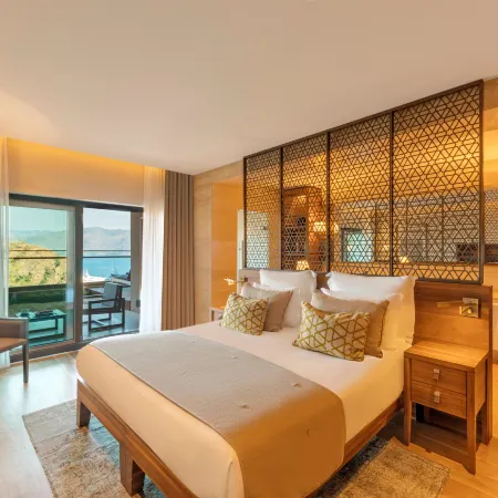 D Maris Bay