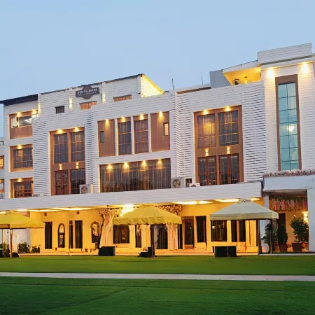 Vatika Premier Hotel